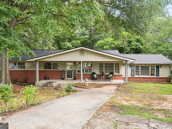 2nd image of 2546 Walton Way SW