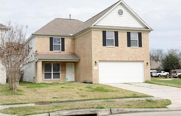 1st image of 715 Danbury Park Ln
