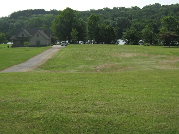 175 Pearl Dr, Flippin, AR 72634