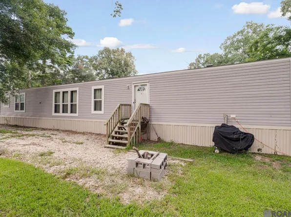 8214 Thistle St, Denham Springs, LA 70726