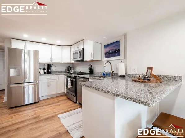 171B Lexington St, Boston, MA 02128