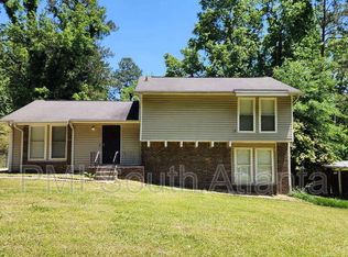 7656 Cloverdale Ln, Jonesboro, GA 30236