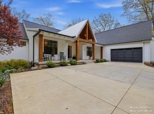 8266 Squires St NE, Rockford, MI 49341
