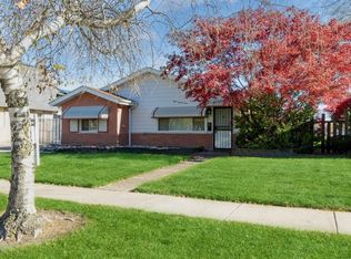 1277 Arthur St, Calumet City, IL