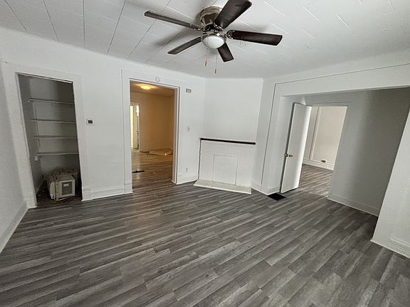 3rd image of 311 W Roosevelt St