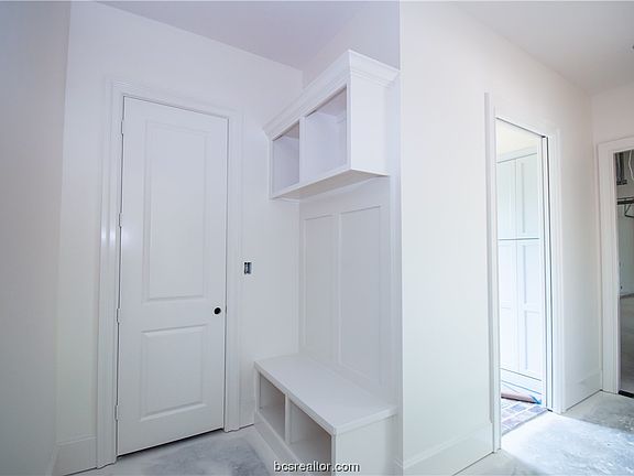 4th image of 4776 Concordia Dr