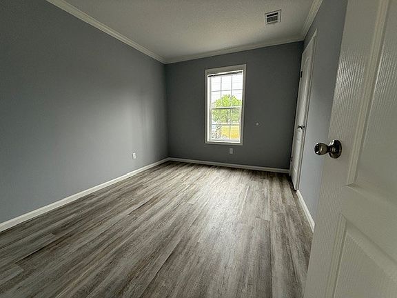 4th image of 1500 W Highland St #121
