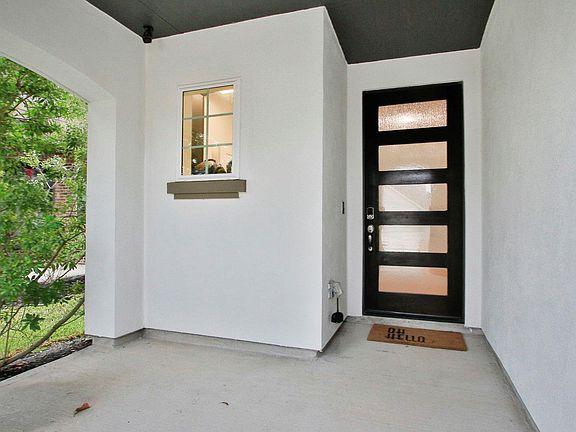 3rd image of 2741 Altissimo Ct