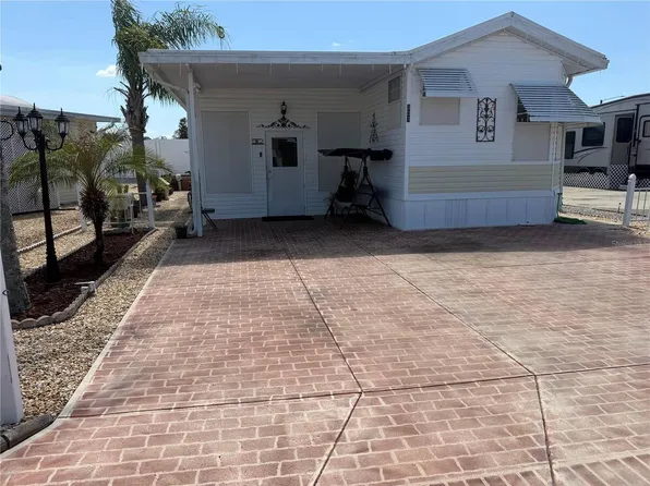337 Pansy St, Davenport, FL 33837