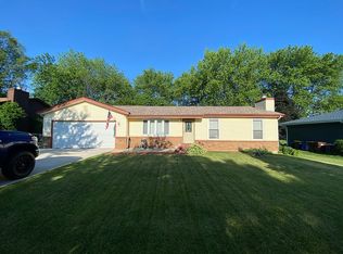 4405 Applewood Ln, Loves Park, IL