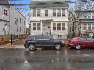 189 Hobson St, Newark, NJ 07112