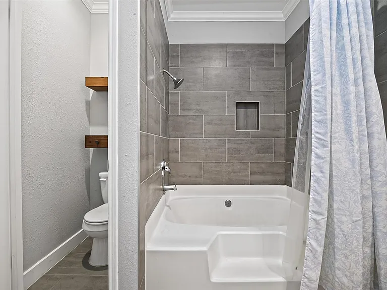 3780 Tanglewilde St #309 — Photo 19