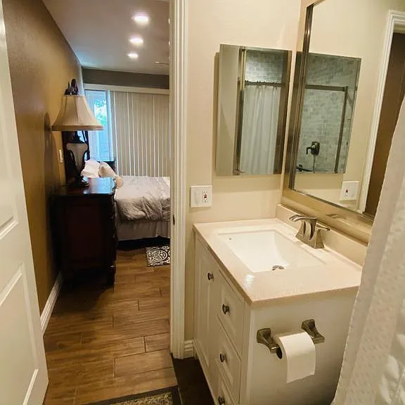 22540 Jeffrey Mark Ct #5 — Photo 8