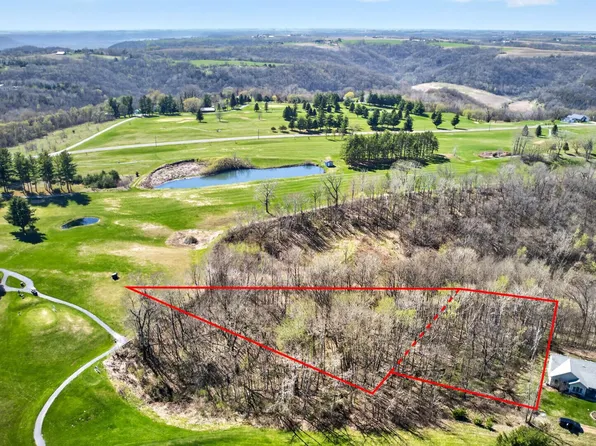 1059 Fairway Dr, Wabasha, MN 55981
