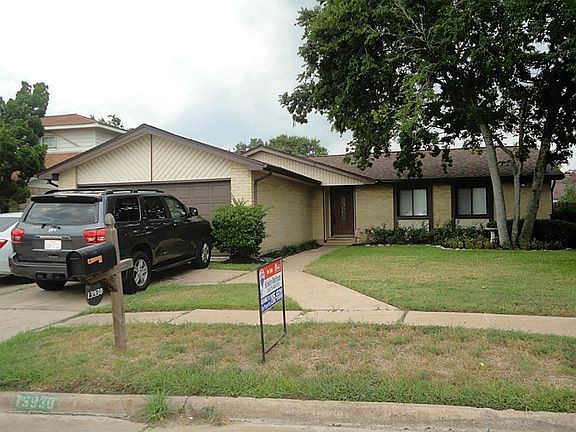 2nd image of 13930 Old Village Ln