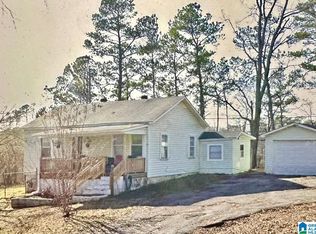 220 Pineywood Rd, Gardendale, AL 35071