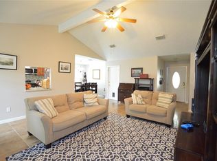 474 Reseda Dr, Webster, TX 77598