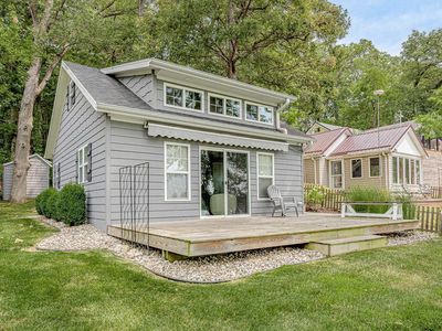 5367 W Diamond Lake Rd, Wawaka, IN, 46794