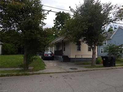 3425 E 52nd St, Cleveland, OH, 44127