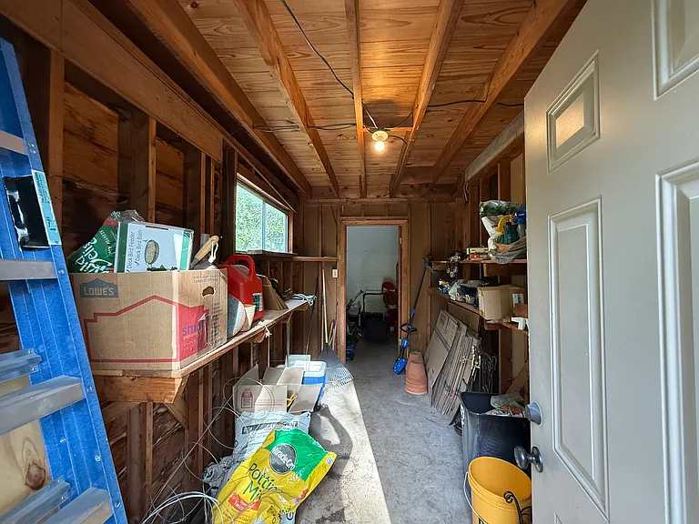 2517 Honeysuckle Ave — Photo 44