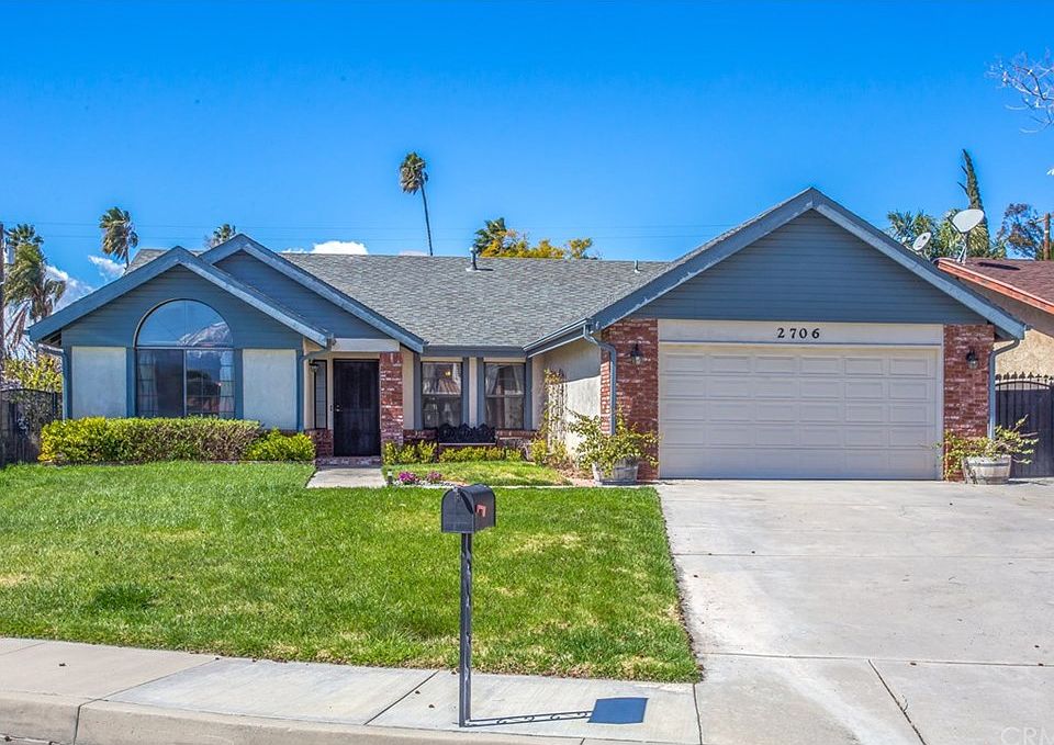 1st image of 2706 San Gabriel Ave