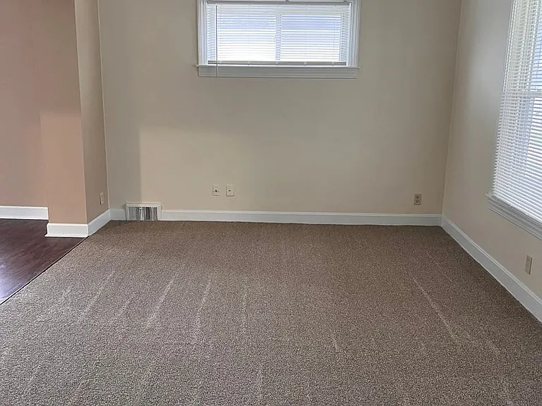 119 Olive St — Photo 16