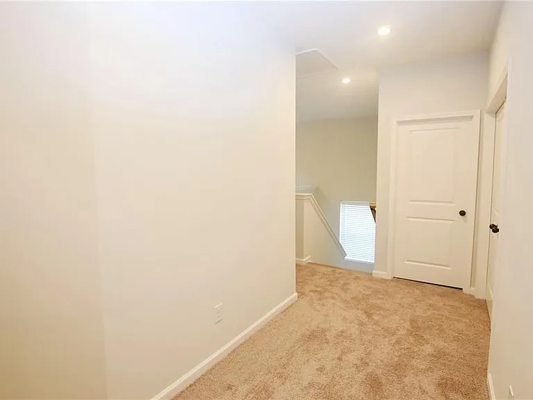 2225 Whistler Way NE — Photo 12