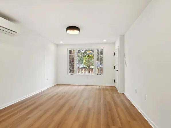 3-35 Grandview Avenue image 8 of 23