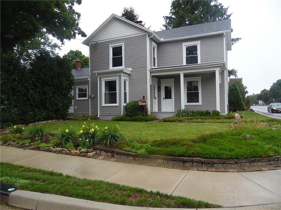 1st image of 303 N Main St