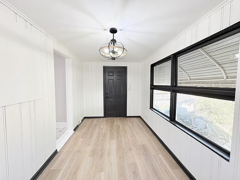 901 Woodsdale Ave — Photo 35