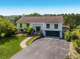 3141 Scenic Hills Dr, Williamsburg, MI