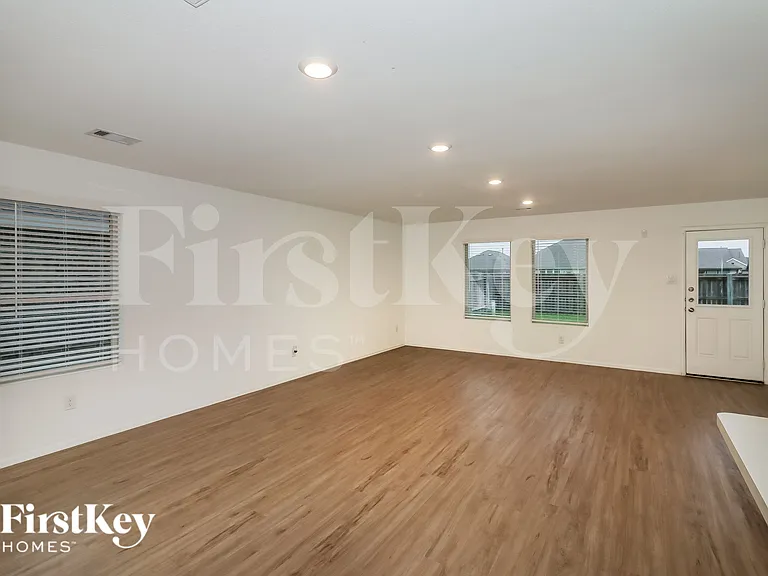 3302 Aster Meadow Way — Photo 2