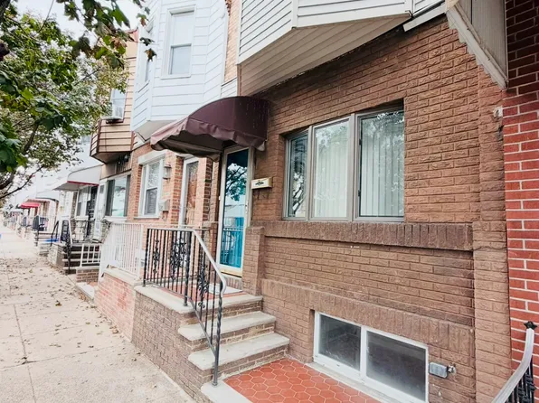 2604 S 11th St, Philadelphia, PA 19148