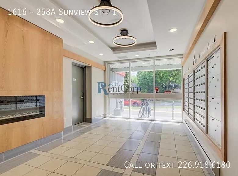 2 bed, 1.0 bath, 582 sqft, $1,800 — Photo 3