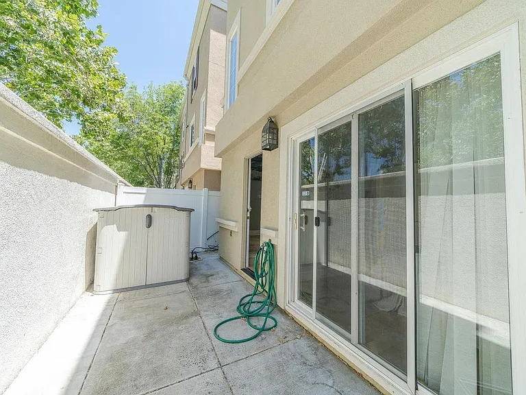 117 Serenity Pl — Photo 48