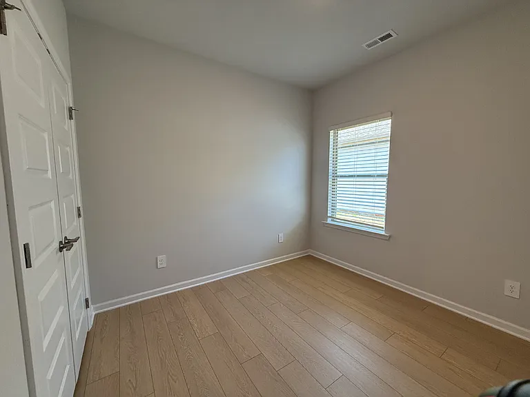 204 Cobbdale Park Dr — Photo 34