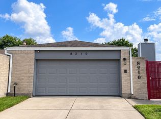 8210 Twin Tree Ln, Houston, TX 77071