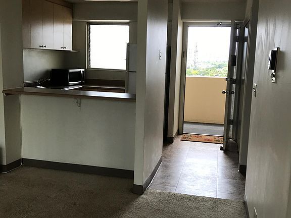 living room to front door