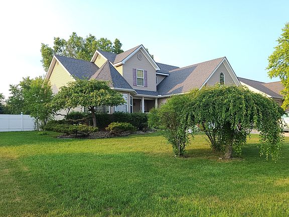 3rd image of 5543 Windermere Dr