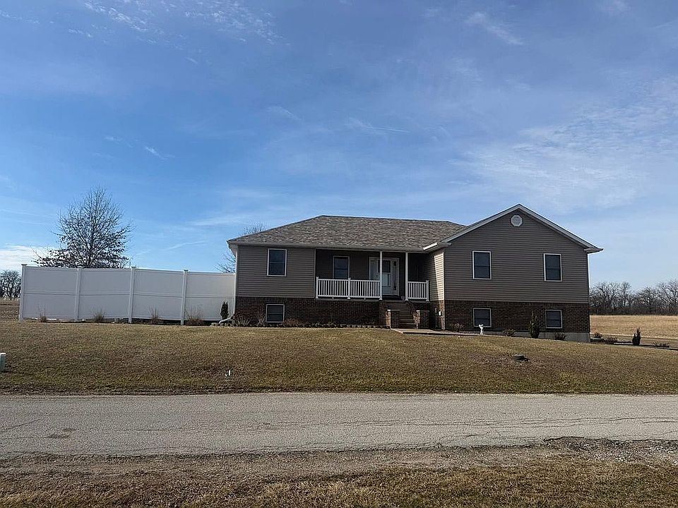 1st image of 11197 W Lakeshore Dr