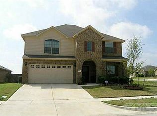 928 Mazatlan Dr, Arlington, TX 76002