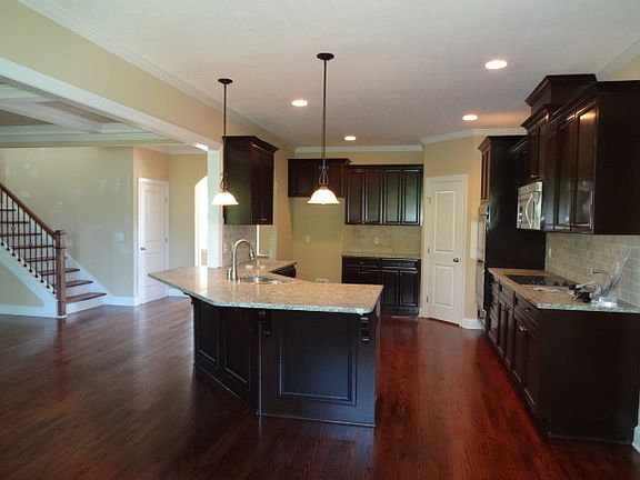 3rd image of 142 Caroleton Drive Grovetown #7GC0AR