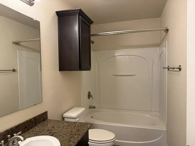 6004 Wagner Dr — Photo 5