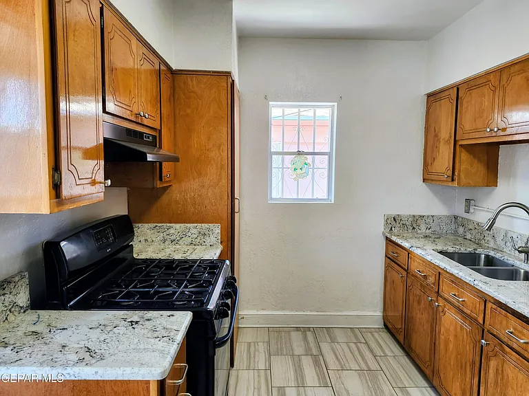 618 N Estrella St — Photo 19