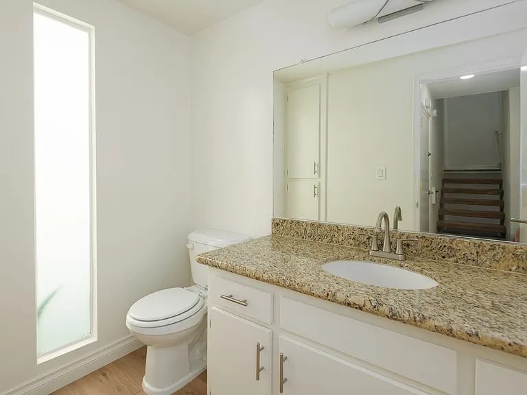 8211 Redlands St #6 — Photo 3