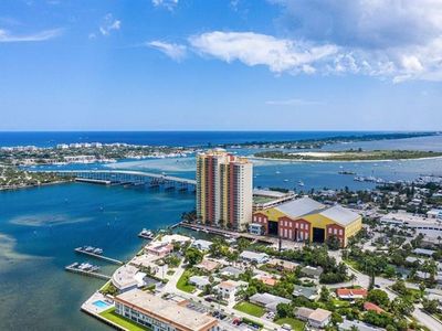 2650 Lake Shore Dr Unit 1702, Riviera Beach, FL, 33404