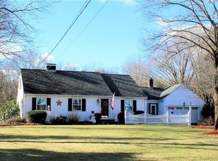 250 Abbott Run Valley Rd, Cumberland, RI 02864