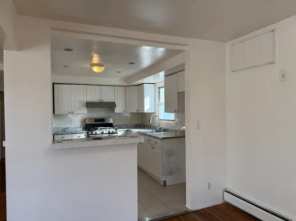 23-09 143rd Street image 4 of 7