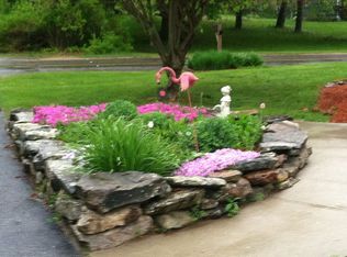 21 Paxton Rd, Spencer, MA 01562