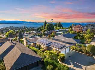 3611 57th Pl SW, Seattle, WA 98116